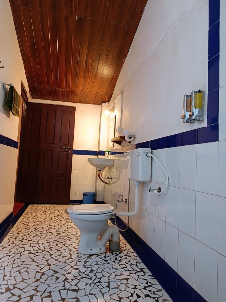 Nature'S Nest Eco Resort Goa, Near Dudhsagar Waterfalls Molem Bagian luar foto
